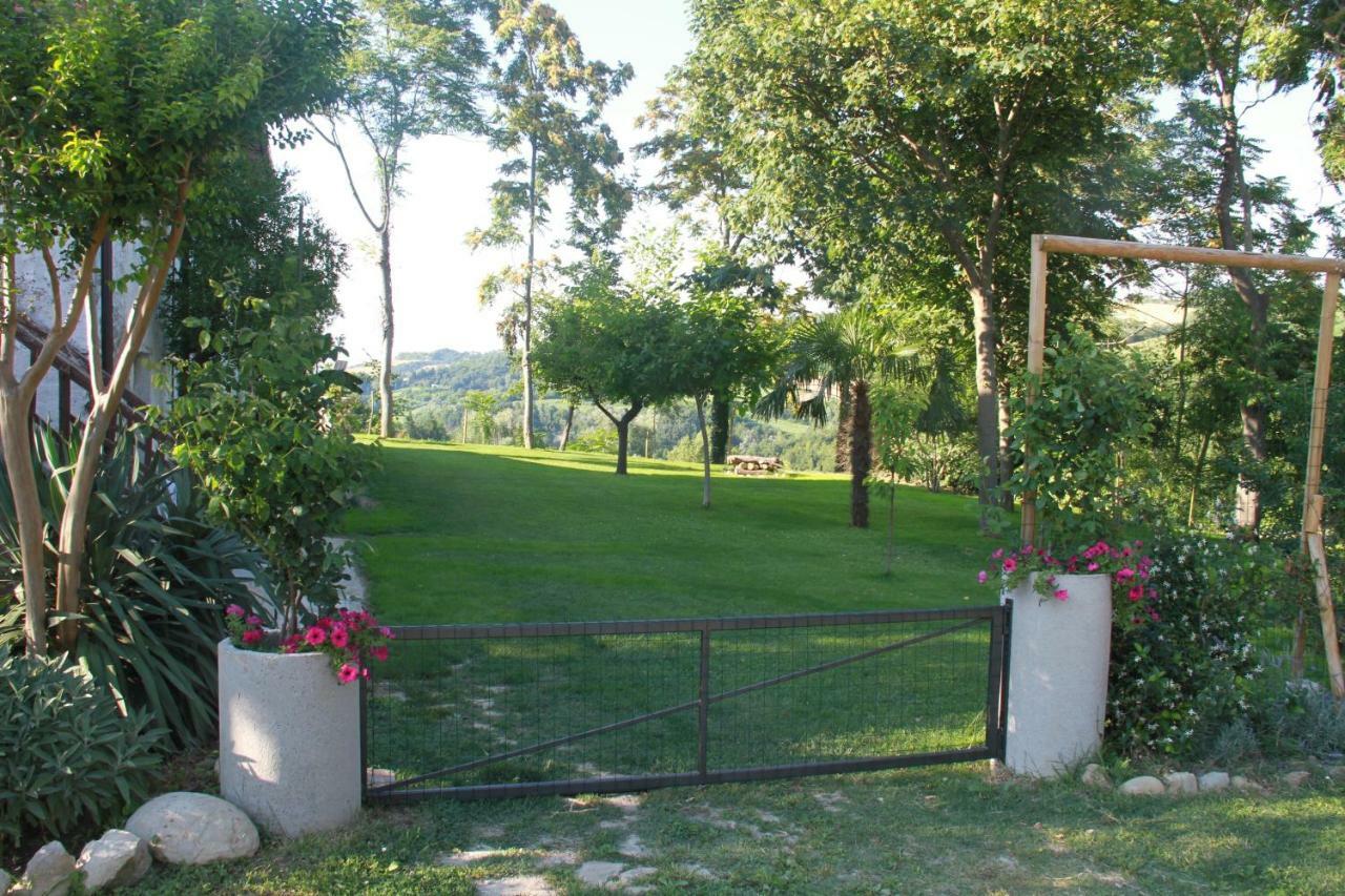Leamorine White House Predappio Luaran gambar